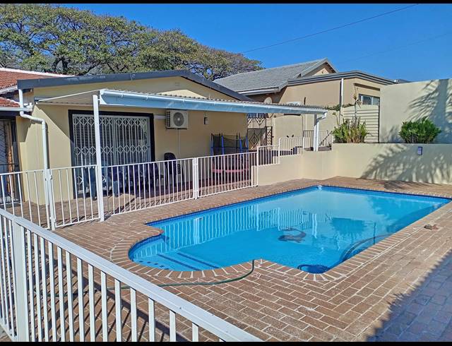 3 BEDROOM HOUSE FOR SALE IN BLUFF